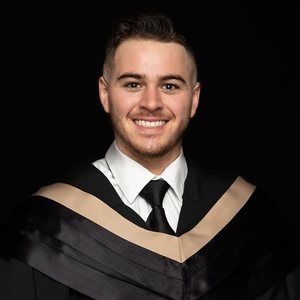 Meet your Posher, Julien